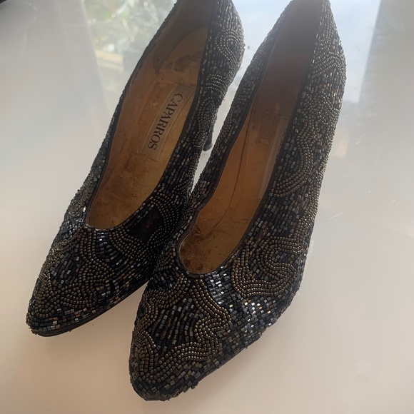 VINTAGE Caparros swirling beaded heels - Picture 6 of 11